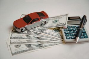 Pros and cons of long-term auto loans